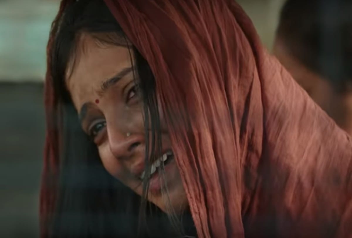 Ishaan Khatter  starrer Beyond The Clouds Second Trailer out