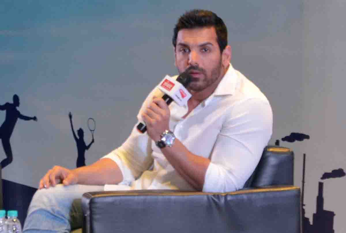 bollywood star john abrahm in amar ujala samwad event