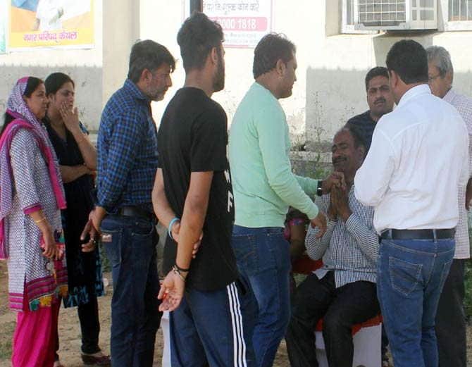 Four People of Family Died in Road Accident in Kaithal