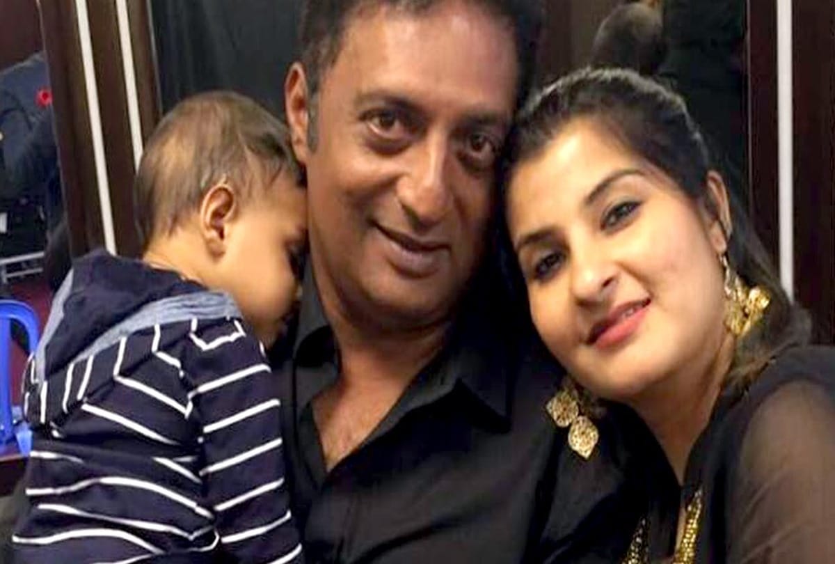 Prakash Raj after Controversial Comment On Ramleela supreme court five lawyer give complaint