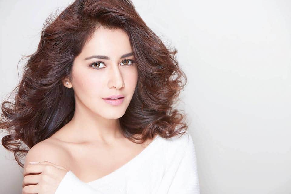 Raashi Khanna Replaces Aditi Rao Hydari From Vijay Sethupathi Starring Tughlaq Durbar