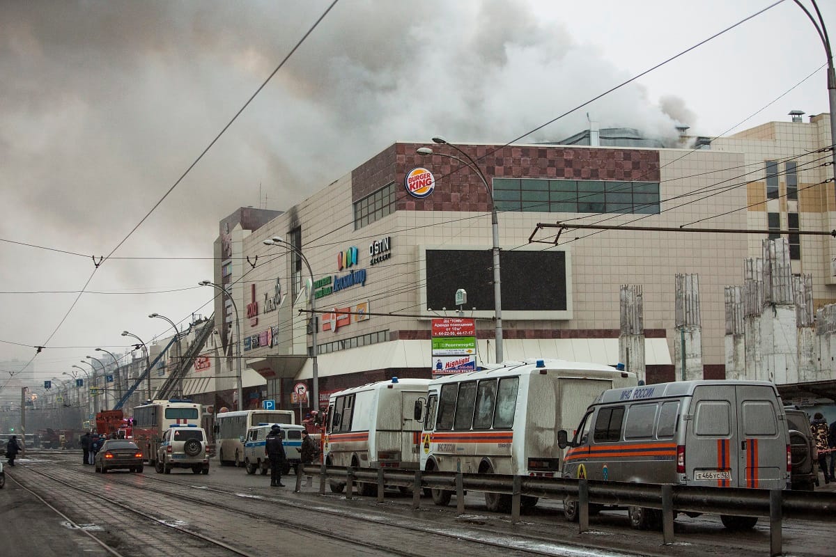 37 killed in Russian mall blaze
