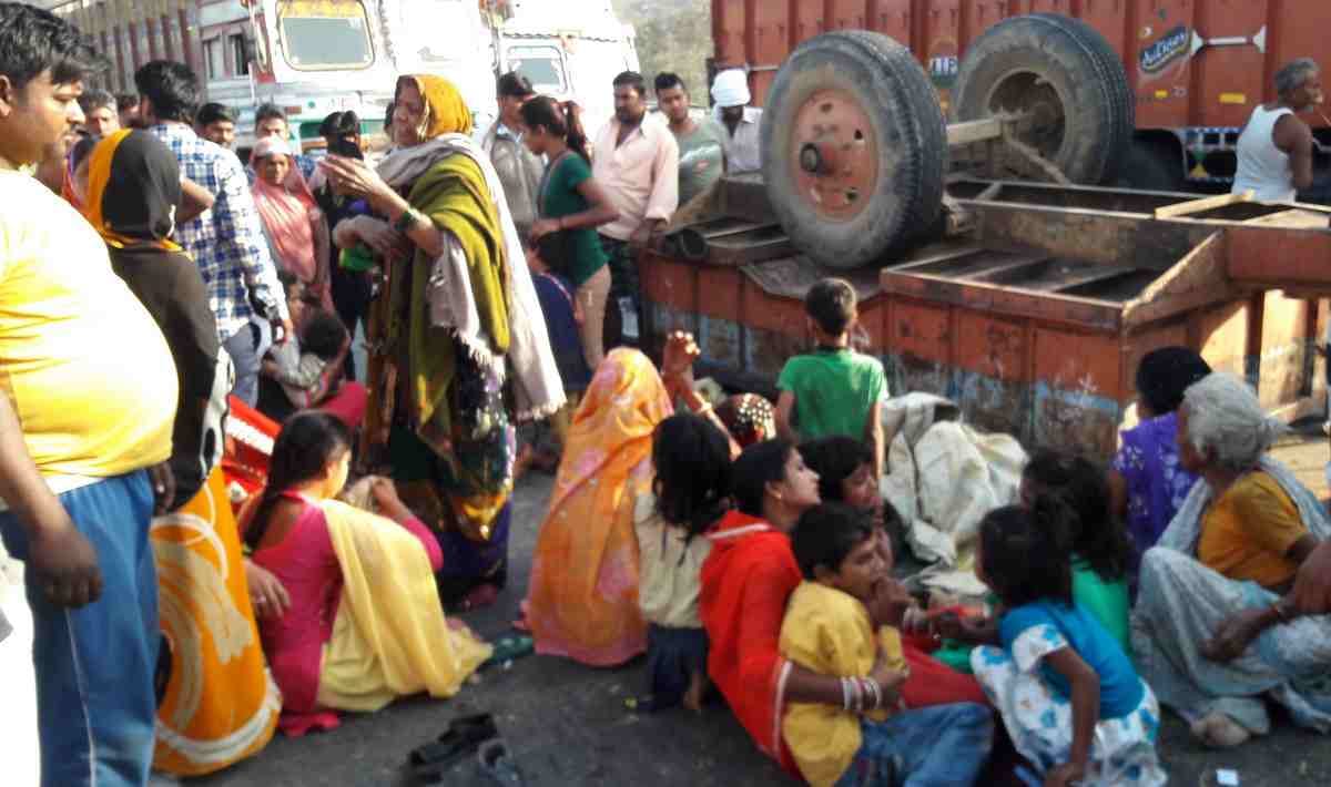Thirty nine pilgrims injured in tractor trolley accident 