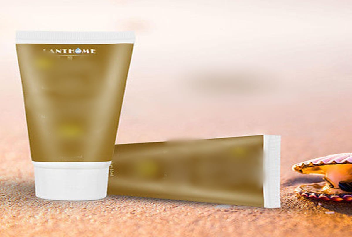 Teen apply a fake Tanning cream on her birthday then she face beauty blunder