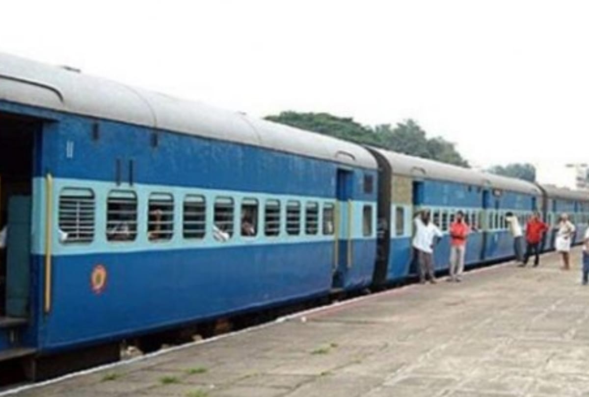 railway will congratulate the families of new born baby