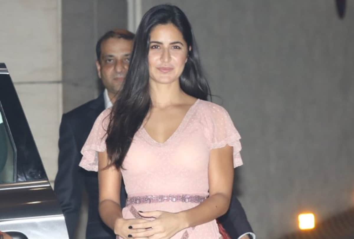 grand engagement party of akash ambani and shloka mehta shah rukh khan reached