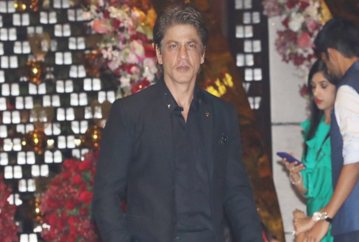 hema malini dancing with shah rukh khan see what happend