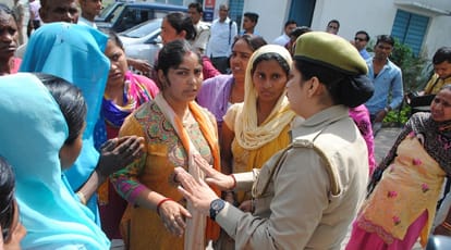 UP: Scramble at SSP Office, beating with the soldier