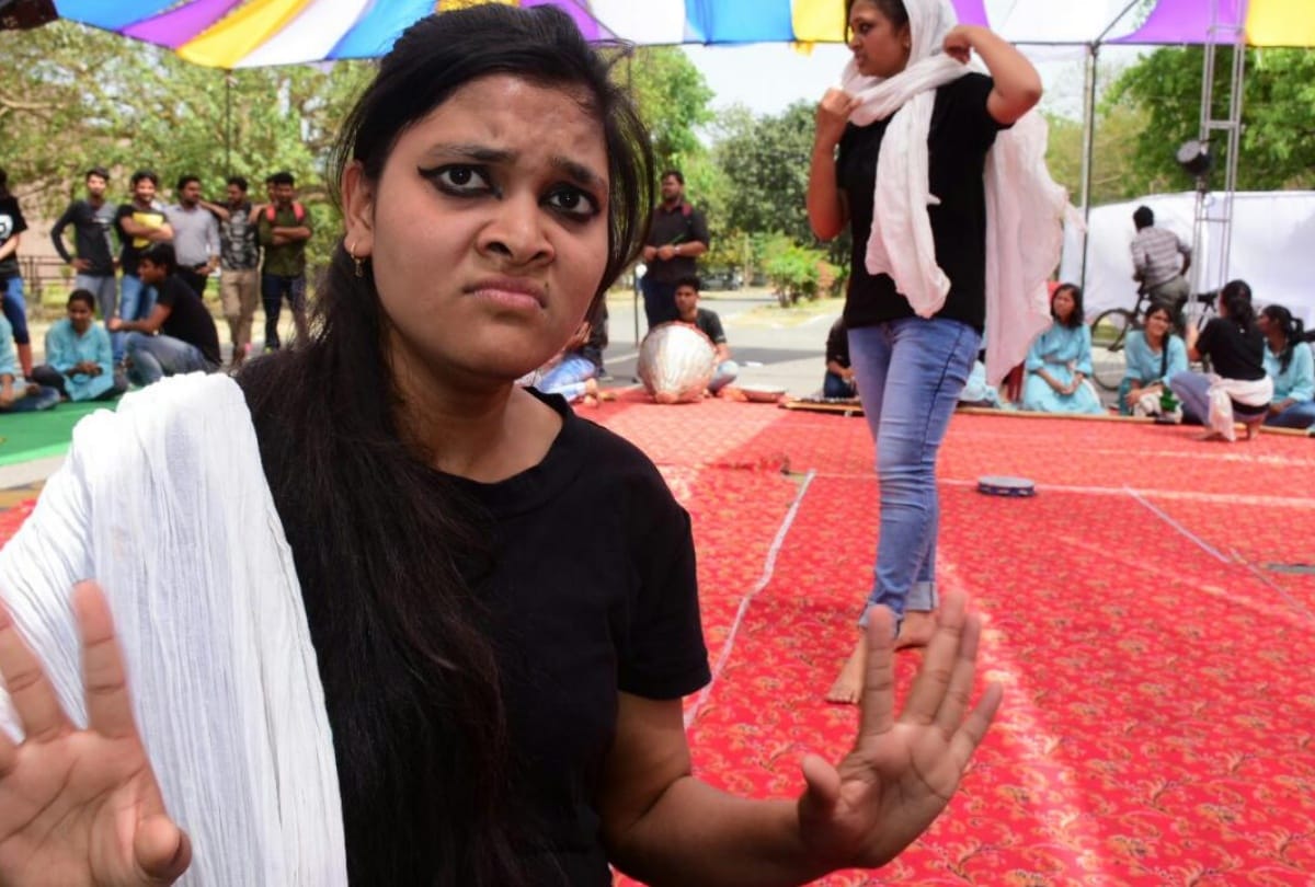 cultural event Prawaah 2018 in AKTU