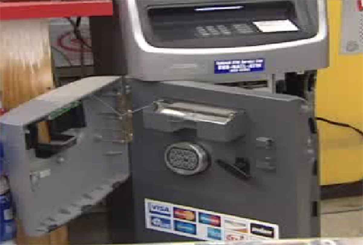 atm robbery in up