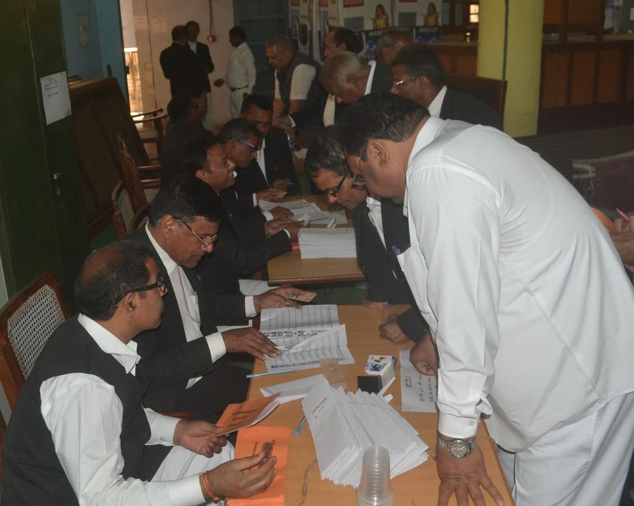 1282 votes cast in Bar council election