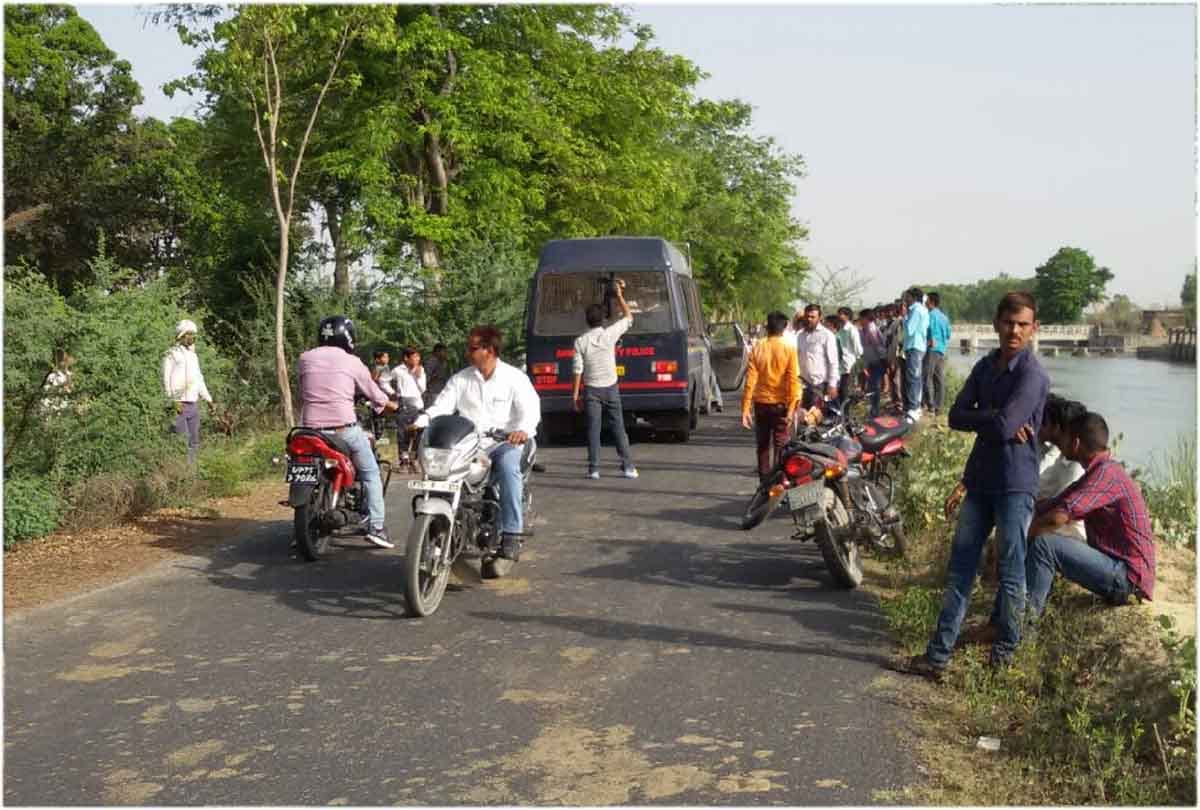 ATM cash van digged in the ground in etawah