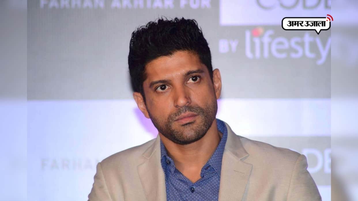Farhan Akhtar donates 1,000 PPE kits to government hospitals and appeals to his fan for help