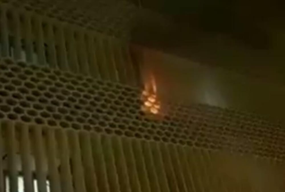 fire broke out at annexy bhawan in lucknow