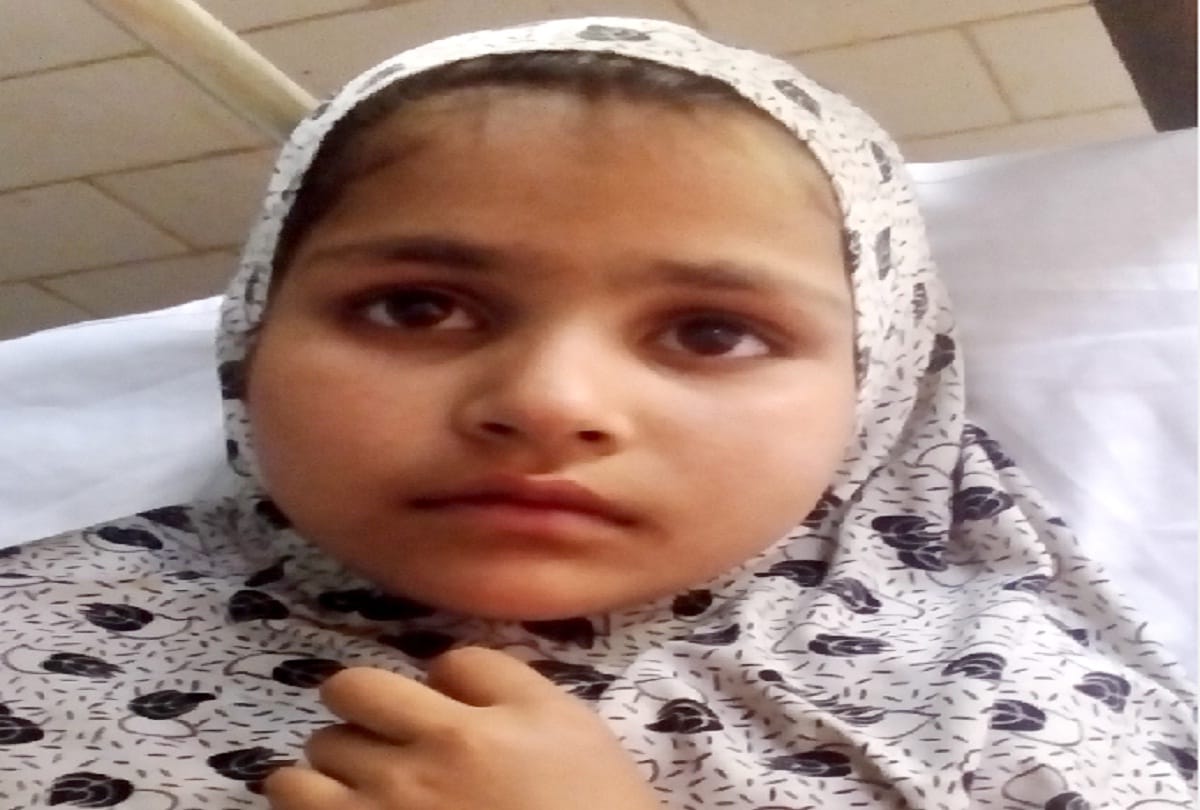 Fifty children admitted in hospital due to food poisoning at bijnor of uttar pradesh