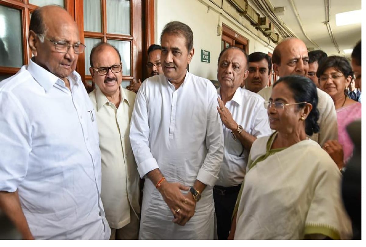 Mamata Banerjee meets opposition leaders in Delhi, trying to opposition united