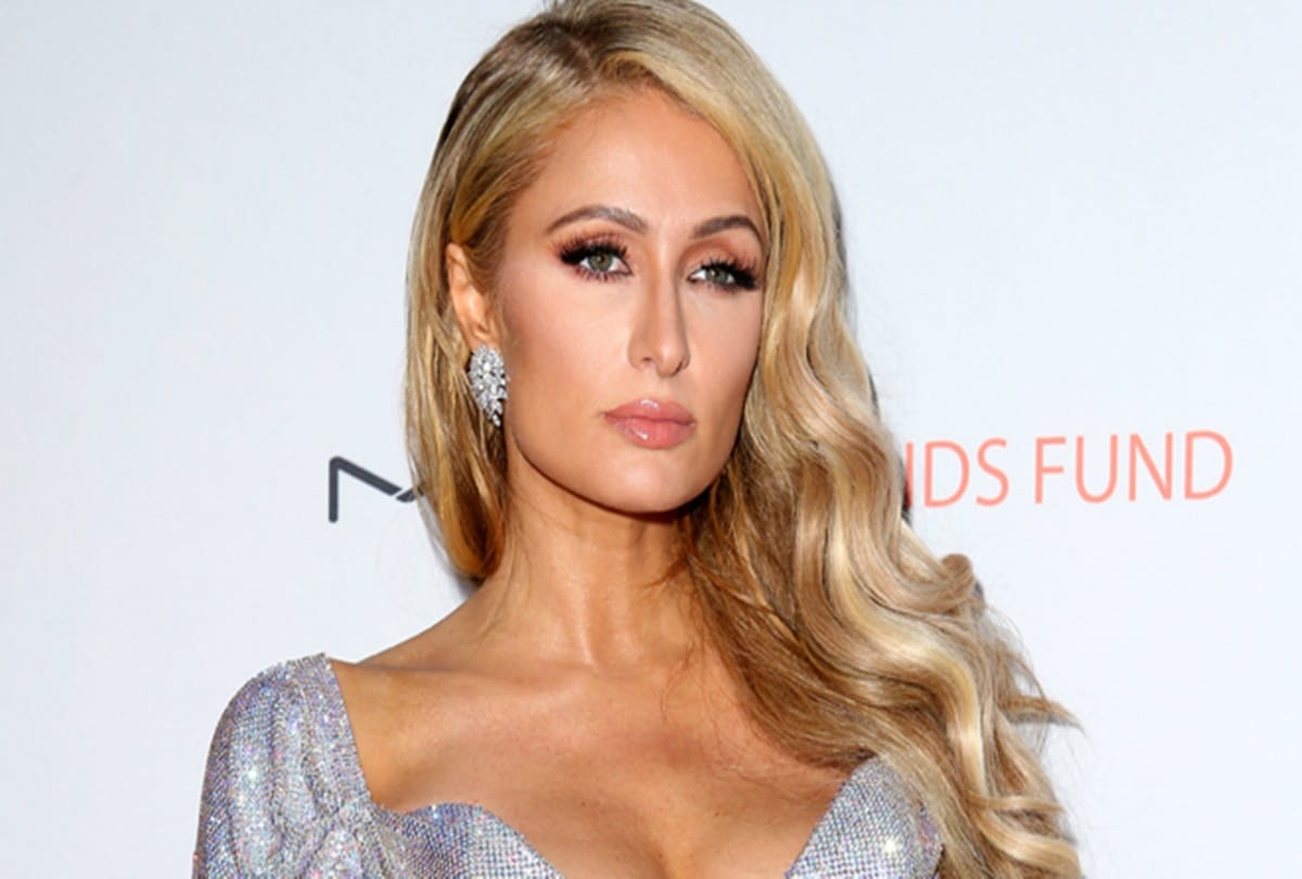 Paris Hilton Lost Her 2 Million Engagement Ring during performance