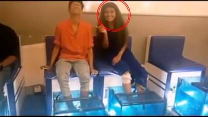 PRIYA PRAKASH NEW VIDEO OF LAUGHING AT FRIEND WHILE FISH SPA, PEDICURE