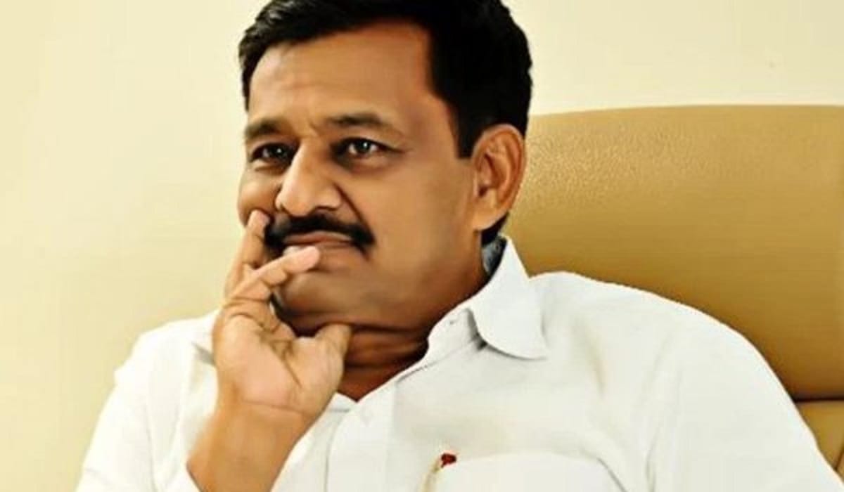 maharashtra minister builds bungalow on land that was reserved  for fire brigade station