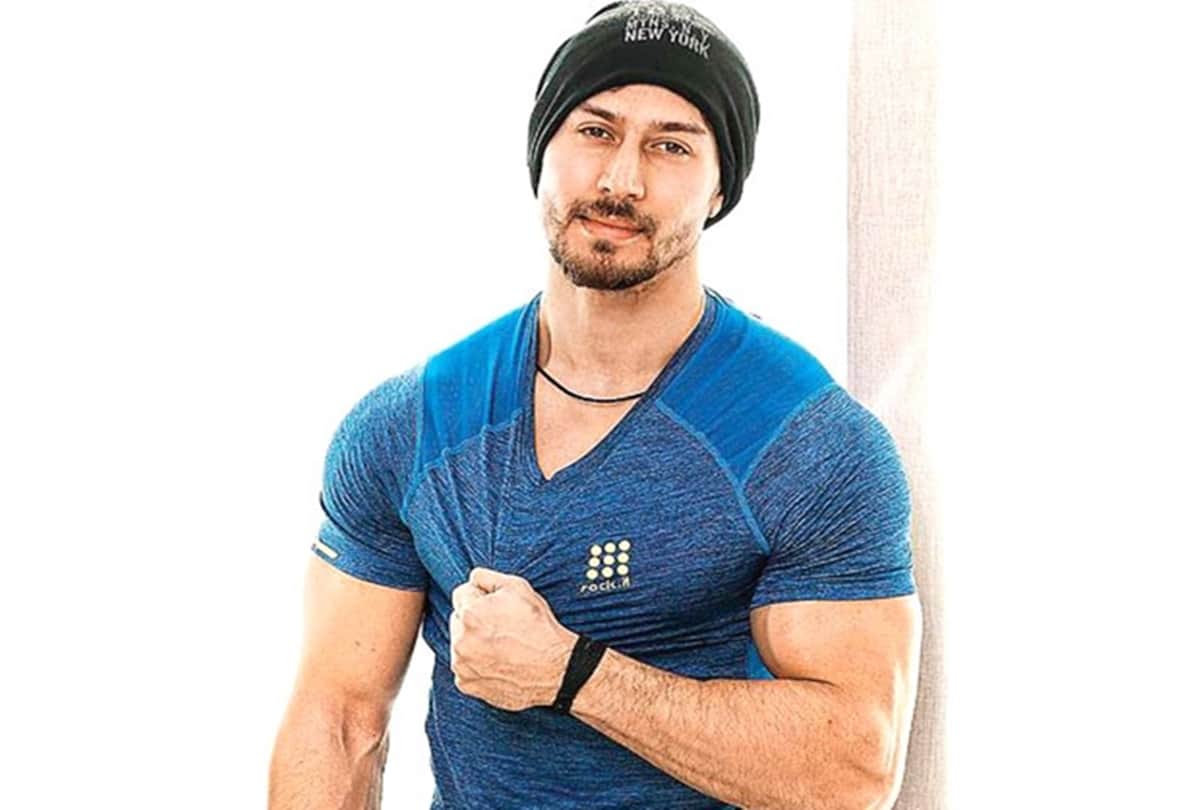 Baaghi 2 actor Tiger Shroff fails to name the President of India