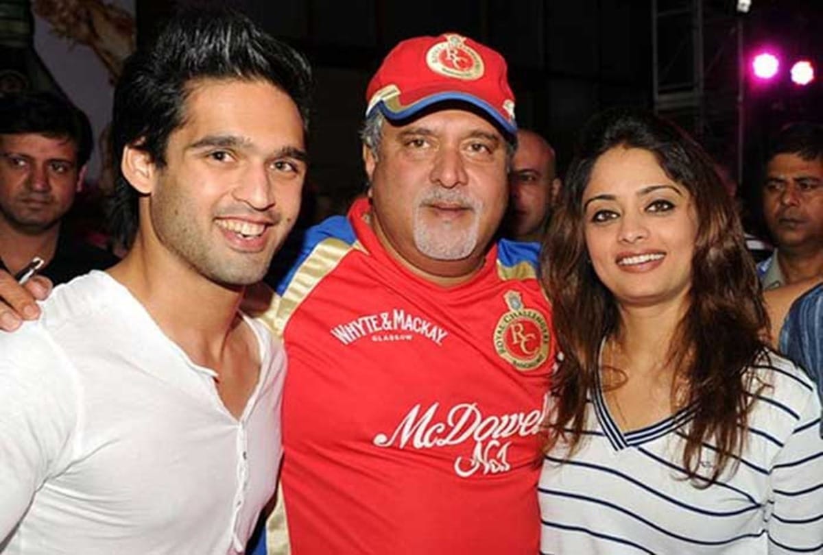 katrina kaif and deepika padukone suppose to go for vijay mallya third marriage