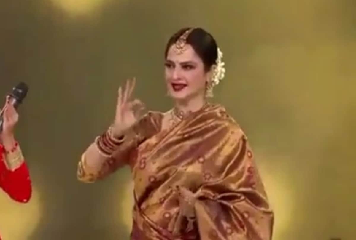 amitabh bachchan watch rising star rekha star episode and then tweet simply