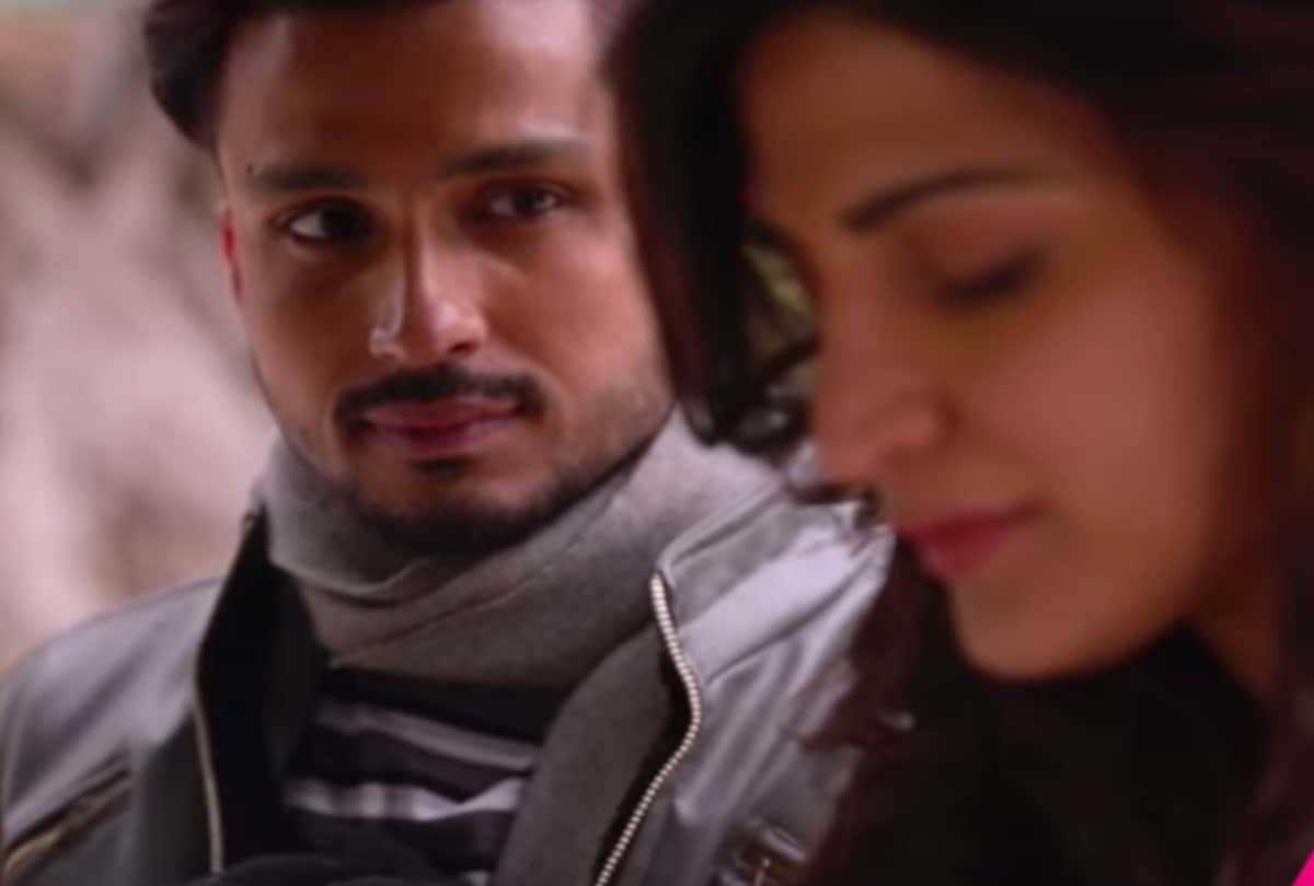 Aahana Kumra is seen in It Happened in Hong Kong web series with Amol Parashar