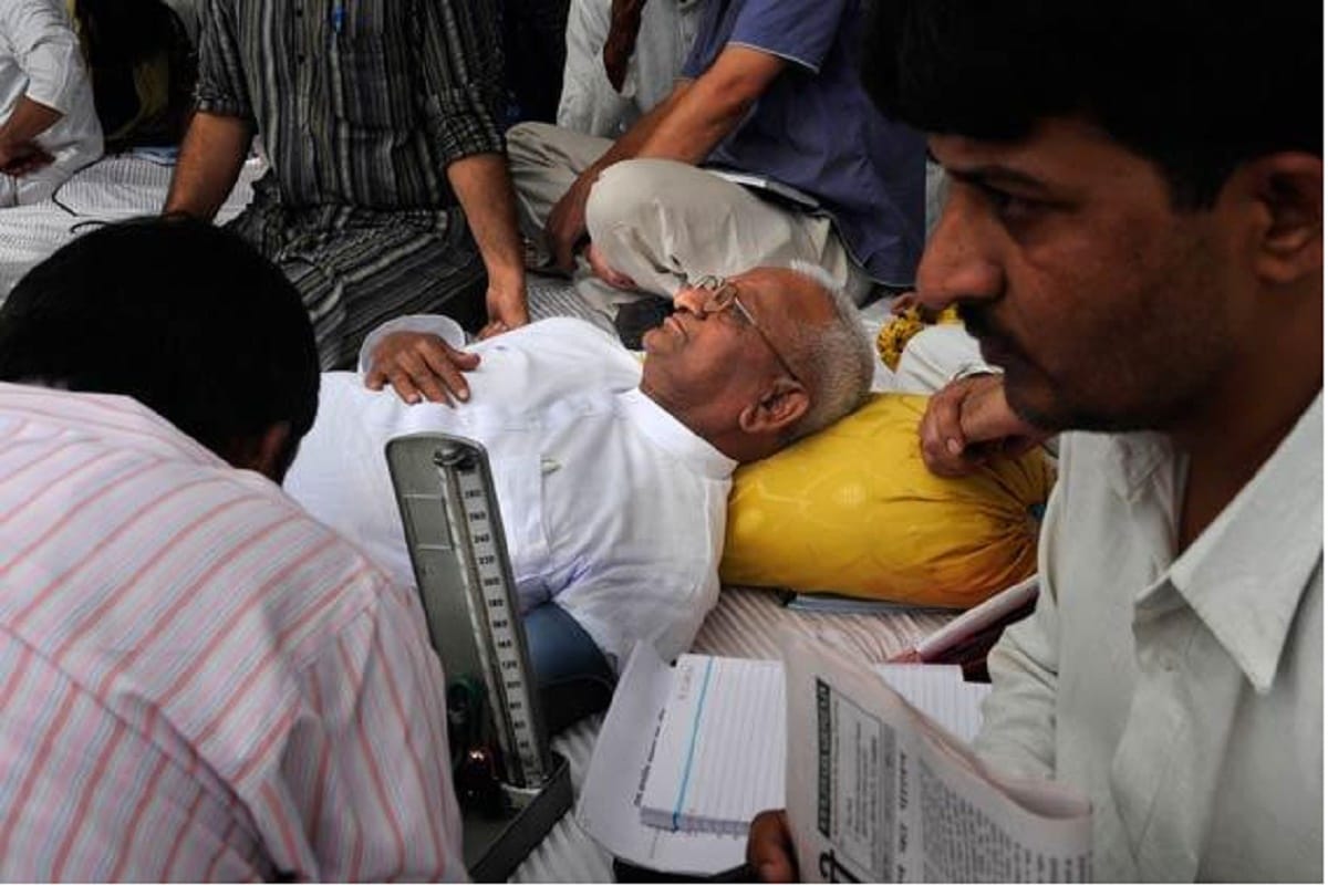 anna hazare hunger strike is continued on seventh day also