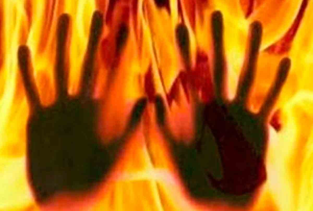 18 year old girl murdered his burned body found