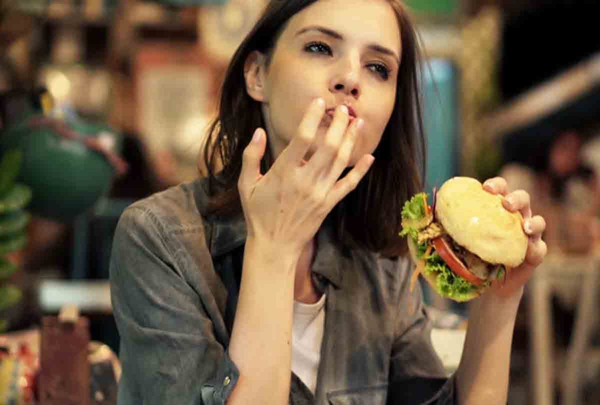 if you love to eat burger and chowmin