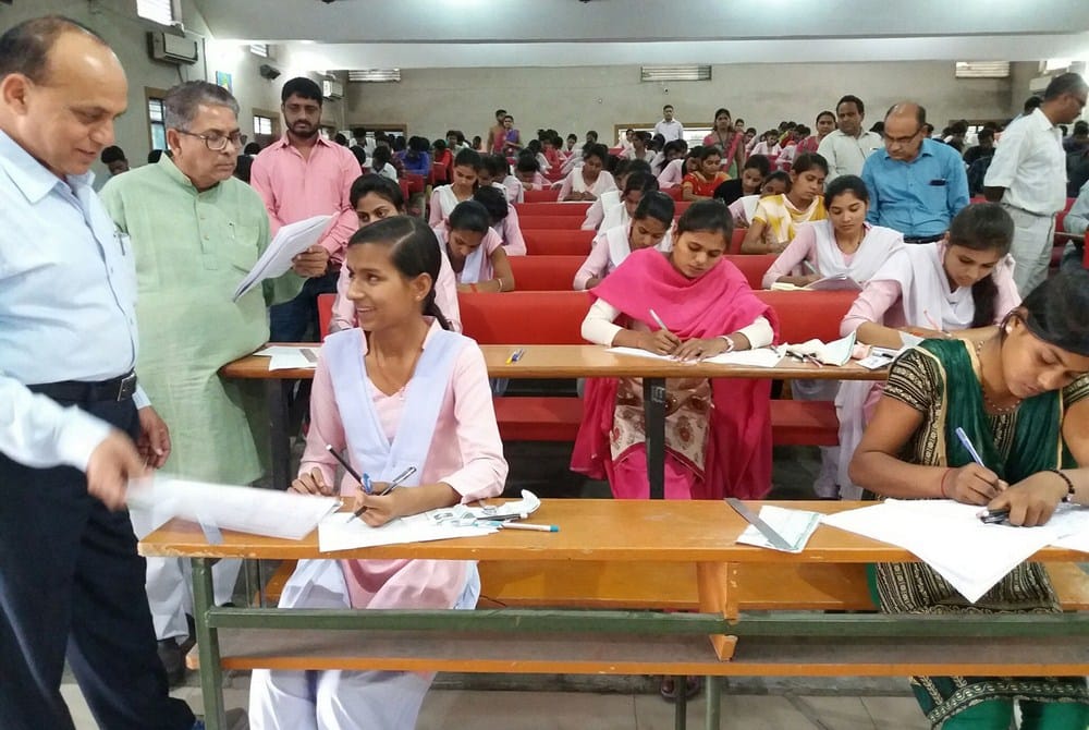 flying scott reached for awadh university examination