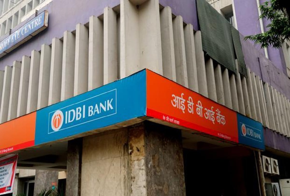 idbi bank employees threatens strike for a week