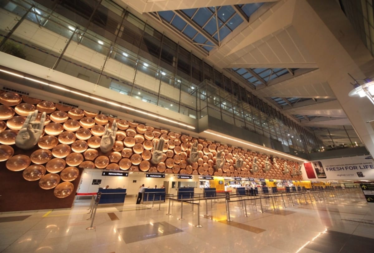 people traveling from IGI Airport increasing Shanghai and Hong Kong will also be left behind
