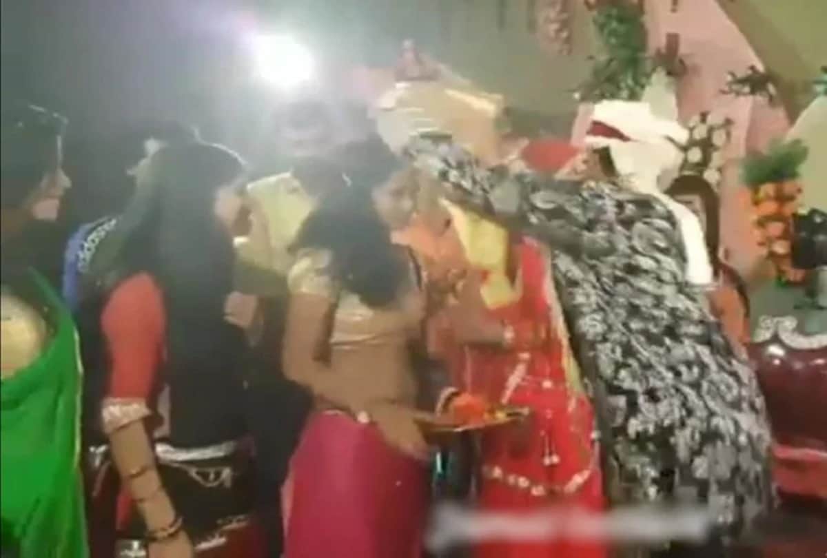 Amitabh bachchan shares this funny video from his twitter account