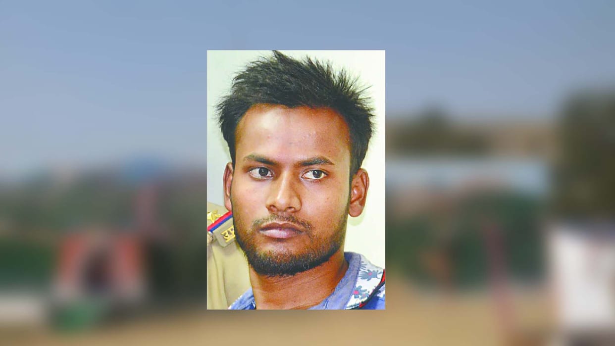 Fifty thousand rewardee Naxal Area Commander arrested from noida