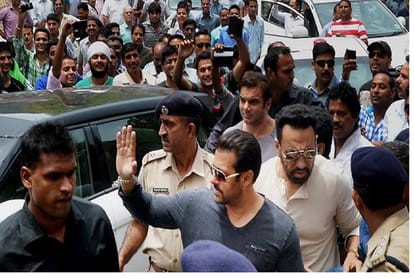 Salman Khan`s gets jail or relief in decision-making case under blackbuck poaching case