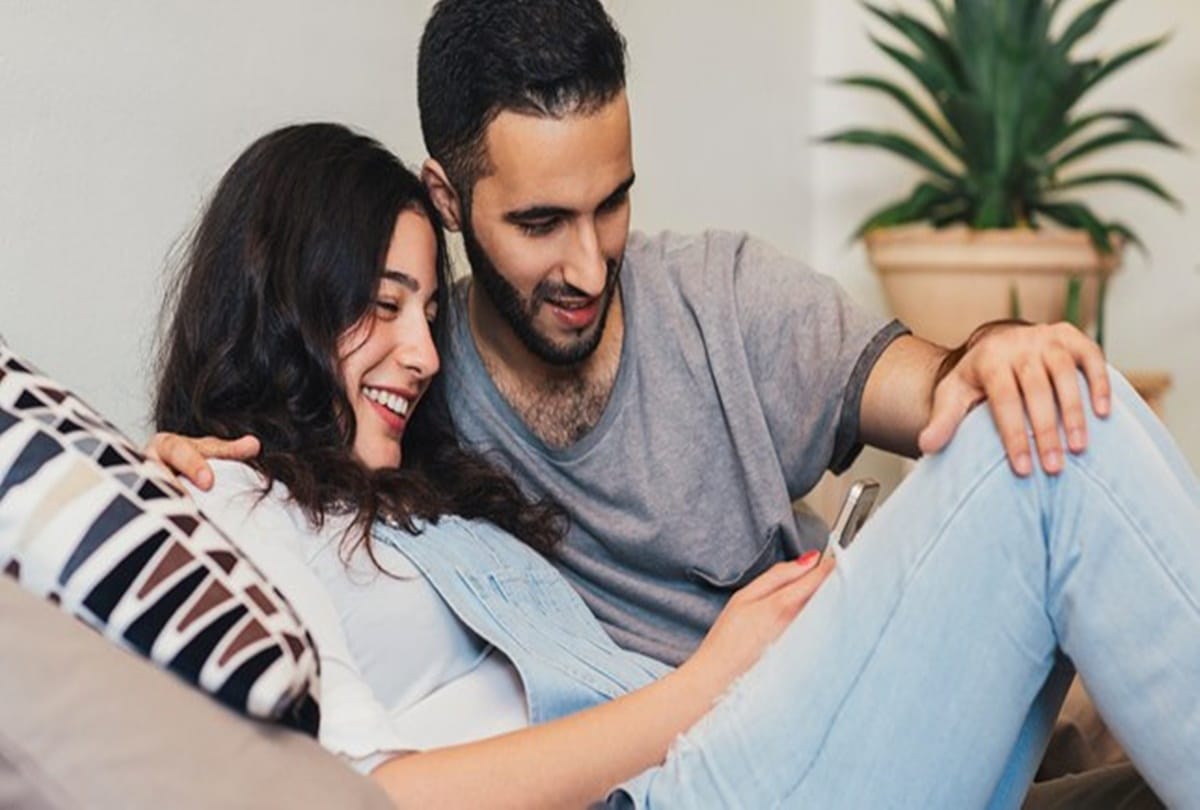 these signs of girls will tell you about their interest in you