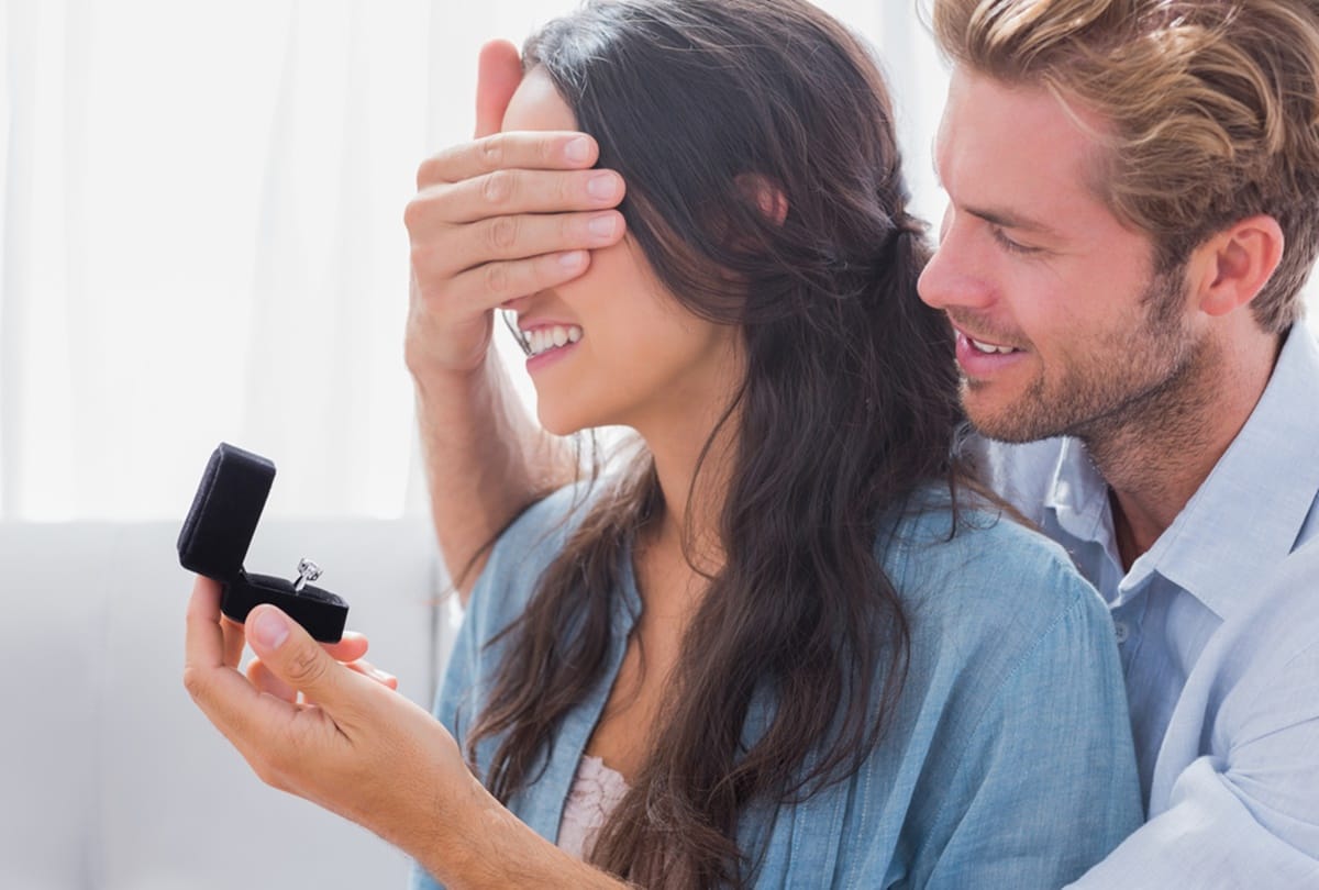 these signs of girls will tell you about their interest in you