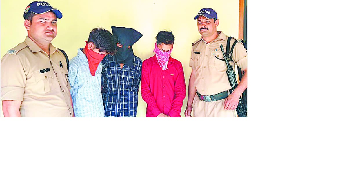 robbed E-riksha