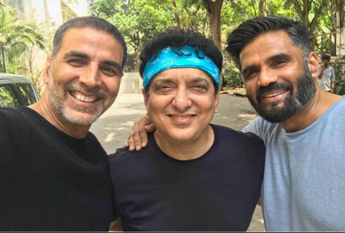 suniel shetty and akshay kumar sefie viral on social media