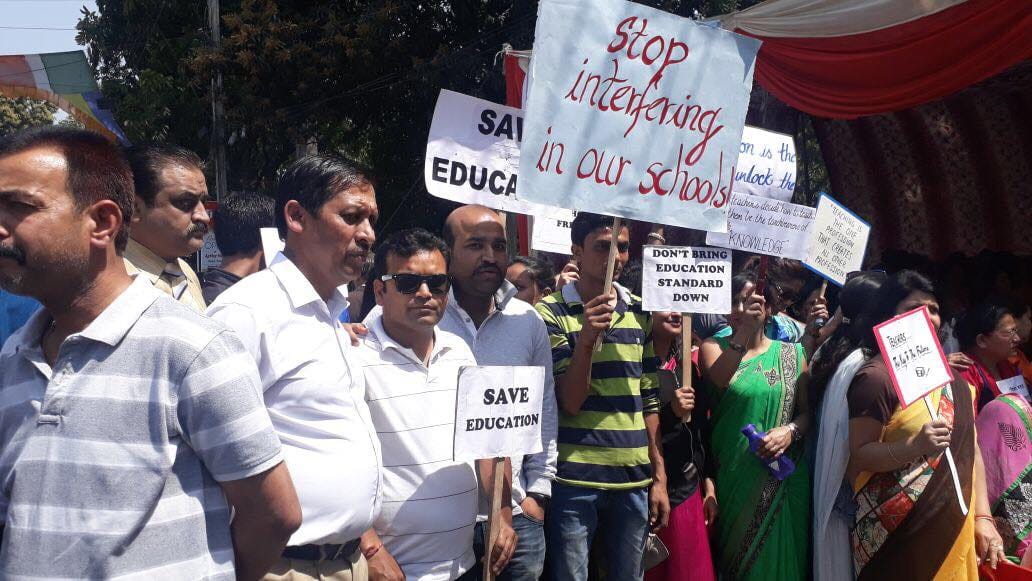 uttarakhand cbse school and students parents is on strike