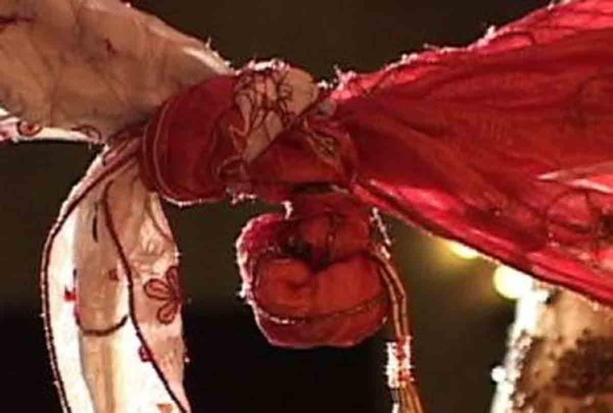 Broken married to refuse to give dowry