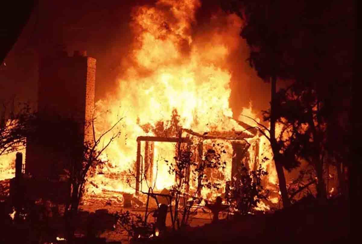 7 year old girl died in fire accident