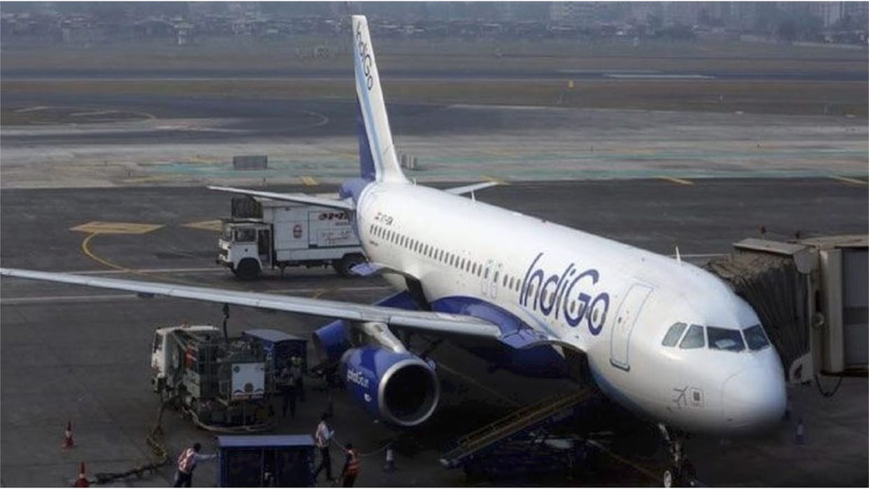 pressure on engine oil, 129 passengers landed safely