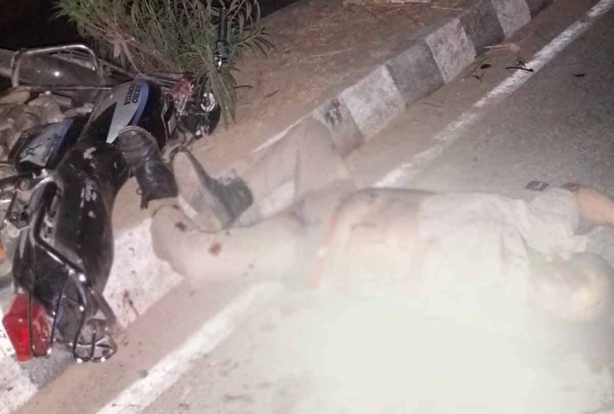 policeman died in road accident in etawah