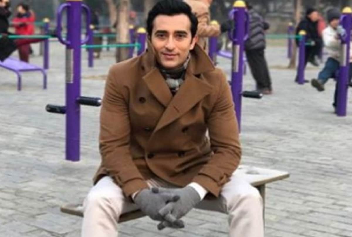Rahul Khanna shared childhood memories with Akshaye Khanna on his birthday 
