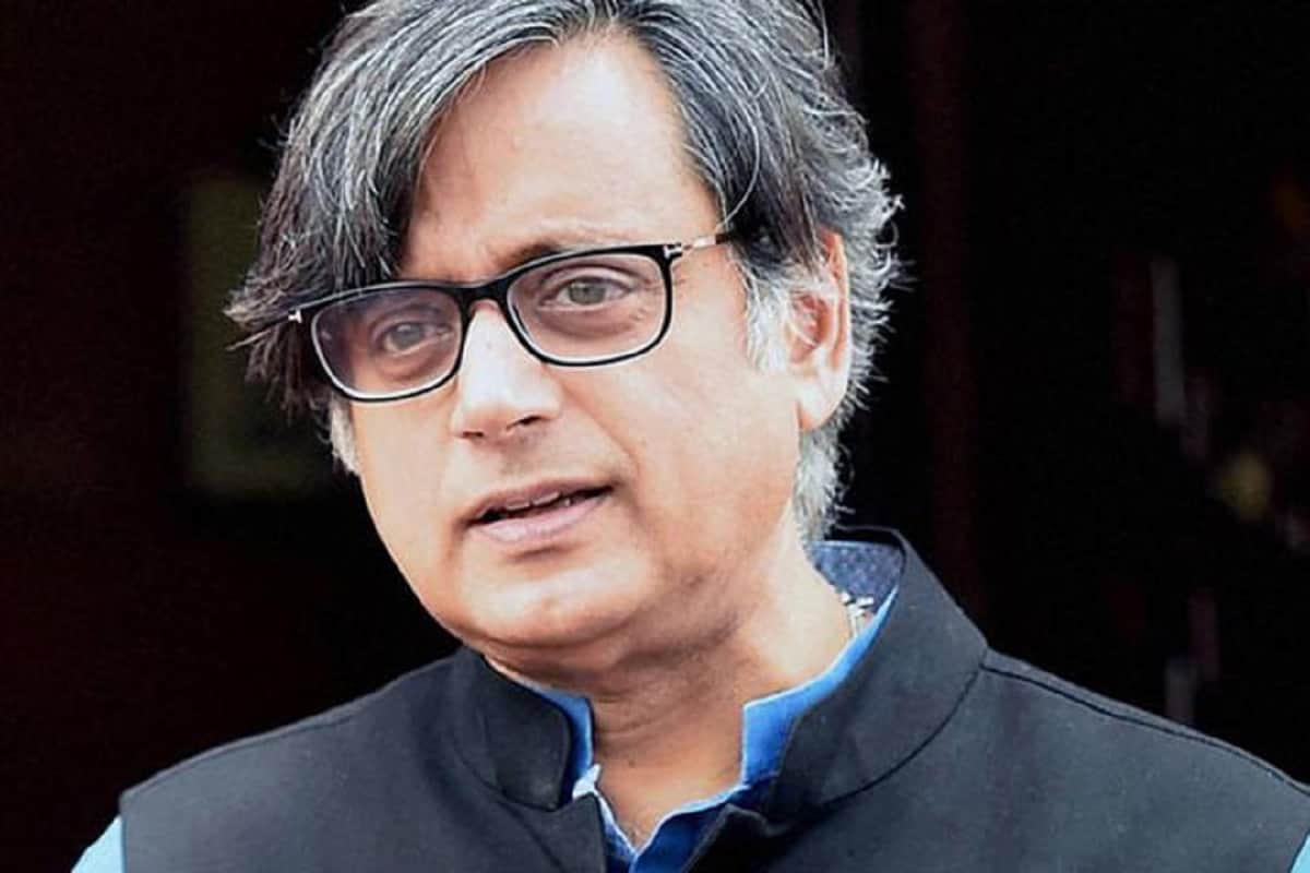 Shashi Tharoor offered to play Foreign minister role in Salman Khan film Ek Tha Tiger