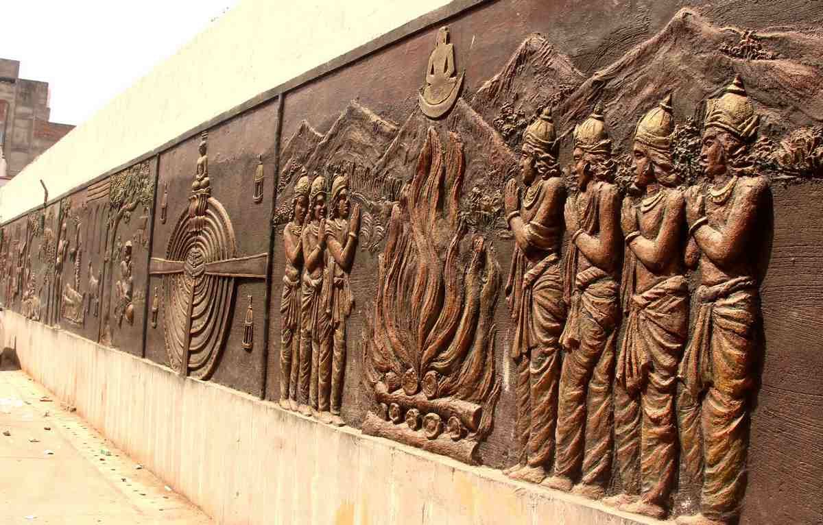 mahavir jayanti special there are four jain tirthankara born in kashi