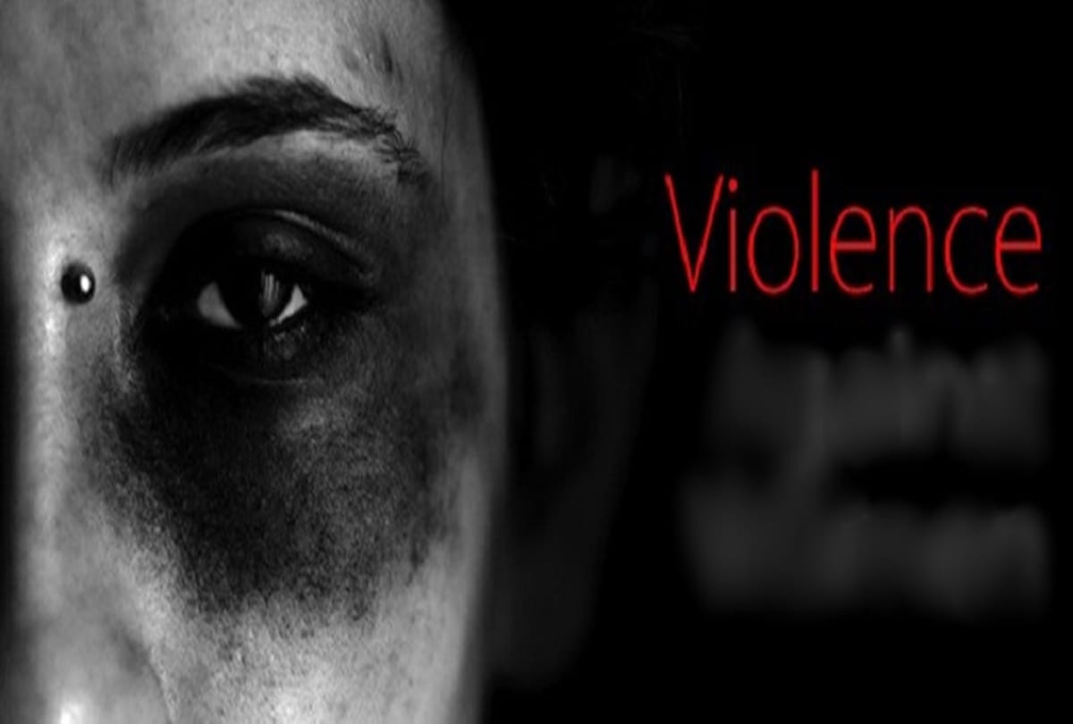 Woman Beat over size of chapatis and daily work report on excel sheet by her husband