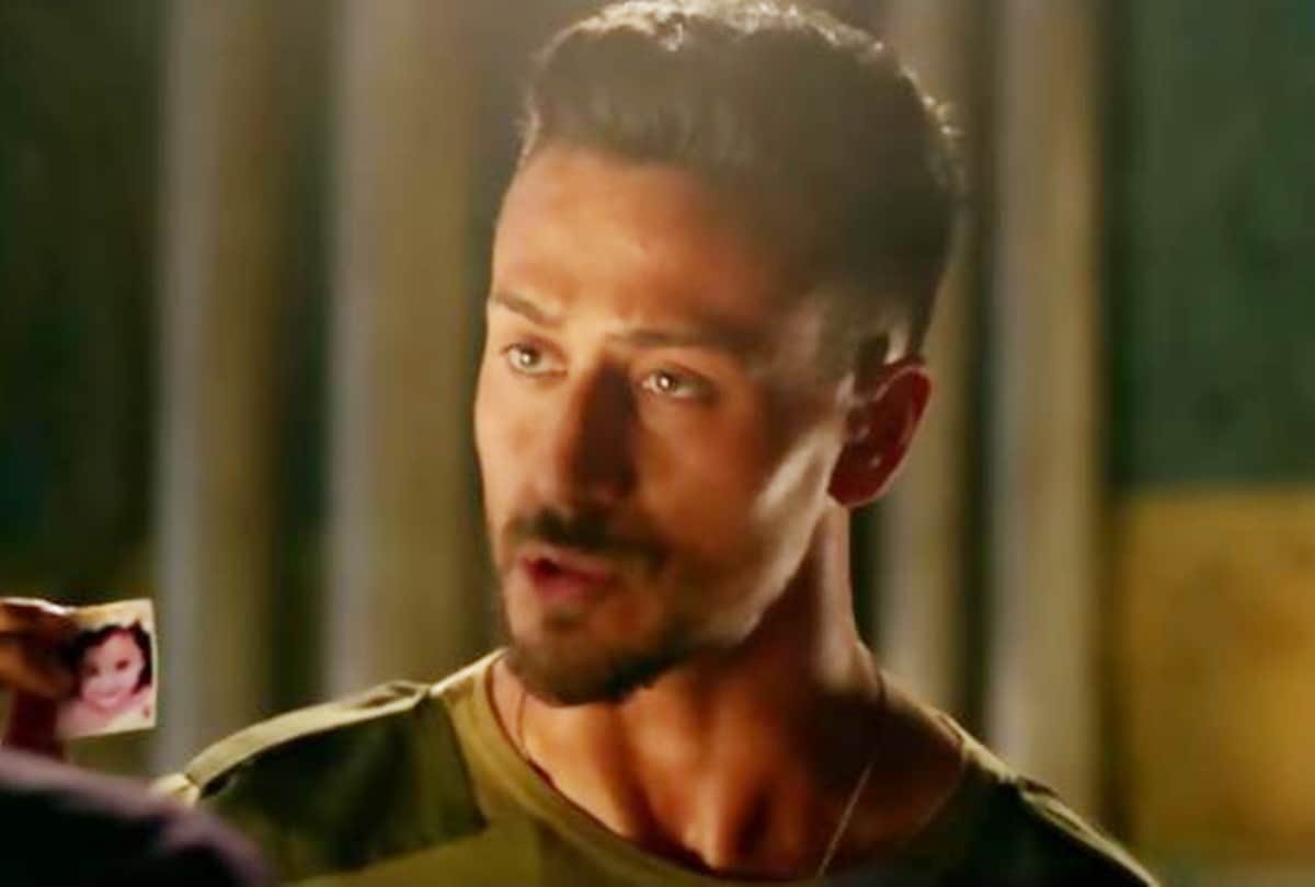 tiger shroff and disha patani Baaghi 2 movie tweet review
